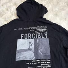 AZUL BY MOUSSY ブラックパーカー Lサイズのサムネイル