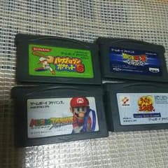 ニンテンドーゲームボーイのカセットのサムネイル