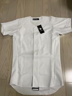 新品未使用　野球着　ユニフォームのサムネイル