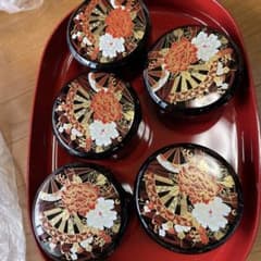 漆塗り花柄飯碗5個セットのサムネイル