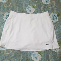 NIKE テニススコートのサムネイル