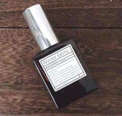 AUX PARADIS Winter berry 30mlのサムネイル