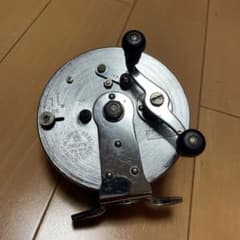 オリムピック 植野精工 NEW100㎜快速型！オールドリール！ - メルカリ