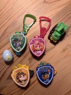 マクドナルド ハッピーセット パウ・パトロール おもちゃセットのサムネイル