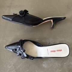 MiuMiu ミュウミュウ　archive　パンプス 　ミュール　レザーフラワー MiuMiu ミュウミュウ archive パンプス ミュール レザーフラワー