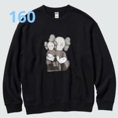 ［新品未使用］ユニクロ KAWS ブラック スウェット 160のサムネイル