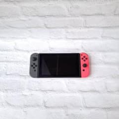 ジャンク品】Switch本体セット 箱付き(ジョイコンストラップなし