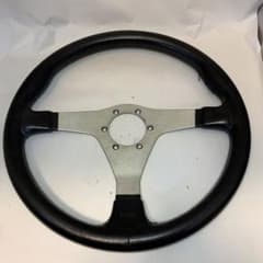 NARDI GARA ナルディ　ガラ　ハンドルステアリングのサムネイル