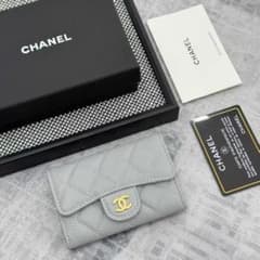 CHANEL グレー 三つ折り財布 - メルカリ