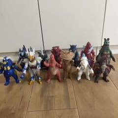 ウルトラマン　ウルトラ怪獣　12体　まとめ売りのサムネイル