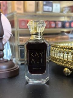 KAYALI VANILLA 28香水 10ml - メルカリ