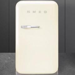 ★新品★ SMEG社製冷蔵庫 人気のクリーム 100V FAB5URP 右ヒンジ ☆新品☆ SMEG社製冷蔵庫 人気のクリーム 100V FAB5URP 右ヒンジ