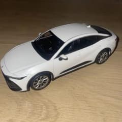クラウン　クロスオーバーミニカー　トヨタのサムネイル