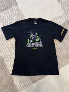 UNIQLO UT エヴァンゲリオン 初号機 Tシャツ ブラック　Lサイズのサムネイル