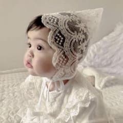 ベビーボンネット　帽子　レース　白　誕生日　記念日　撮影小物　フォトのサムネイル