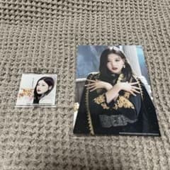 IZ*ONE チャンウォニョン キーホルダー生写真 まとめ売り ウォニョンのサムネイル