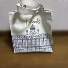 ハロッズ Harrods トートバッグ 建物デザイン ロゴ 白 ホワイト　美品のサムネイル
