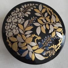 2026年1月末まで】足立美術館 木粉樹脂製 高級高蒔絵香合 日本製 藤花