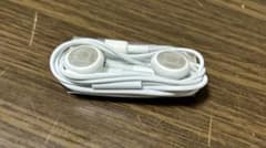 iPhone 3e 付属 有線イヤホンのサムネイル