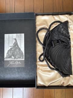 極美品/希少】Karin Scholz カリンショルツ レザーショルダーバッグ