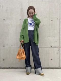 MODUE グリーン　カーディガンのサムネイル
