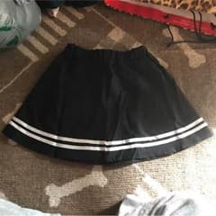 学生風 ミニスカートのサムネイル