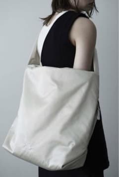 値下　正規品RAMIDUS×CLANE SQUARE SHOULDER BAGのサムネイル