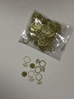 コンフェッティシャワー　金　指輪のサムネイル