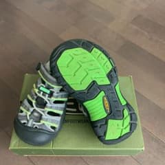 KEEN サンダル　17cm  RACER GRAYのサムネイル