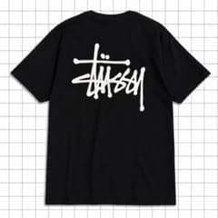 Stussy ベーシックロゴ Tシャツ ブラックのサムネイル