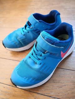 NIKEスニーカー 19のサムネイル