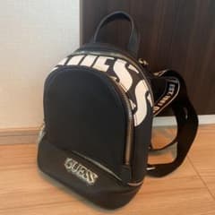 GUESS リュックのサムネイル