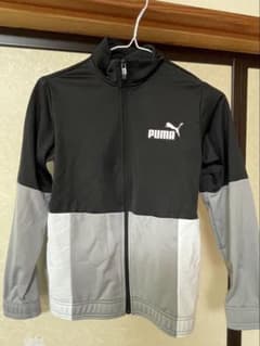 新品未使用 PUMA ジャージ 150ブラック/グレーのサムネイル