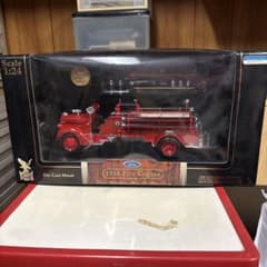 Ford 1938 Fire Engine フォード 消防車模型 - メルカリ