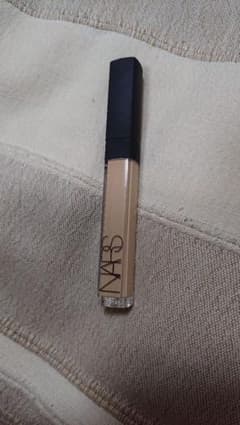 NARS ラディアントクリーミーコンシーラーのサムネイル