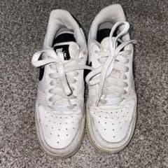 NIKE AIR FORCE 1 ホワイト ブラック 23.5cmのサムネイル