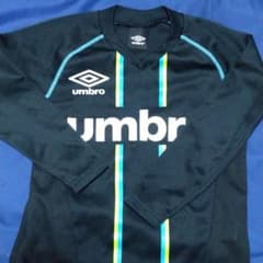 umbro　ロンＴ　120cmのサムネイル