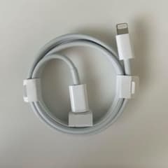 Apple USB-C to Lightning ケーブル 純正のサムネイル
