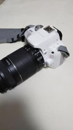 一眼レフカメラ Canon EOS Kiss X7のサムネイル