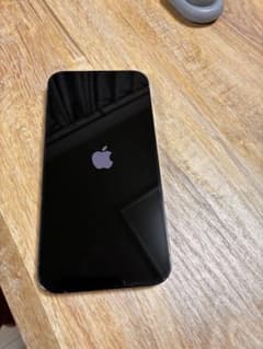 Apple iPhone 13 Pro グラファイト 本体のサムネイル
