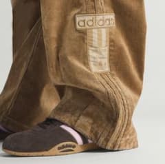 adidas ブラウン ワイドパンツ アディブレイク 起毛ツイルパンツのサムネイル