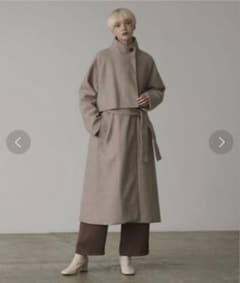 ほぼ新品【Lian】スタンドカラーケープコートのサムネイル