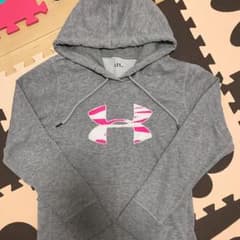 アンダーアーマー パーカーのサムネイル