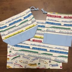 お弁当袋 コップ袋 ランチョンマット2枚セット 男の子 新幹線 ハンドメイドのサムネイル