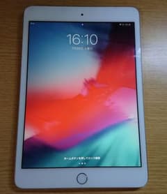 ipad mini 第3世代 64gb シルバーのサムネイル