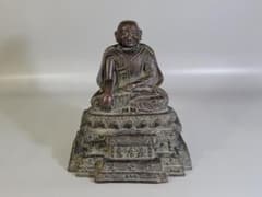 仏教美術 中国 銅 釈尊坐像 仏教美術 中国 銅 釈尊坐像 - メルカリ