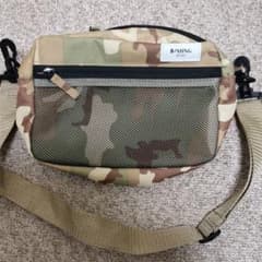 BEAMSのショルダーバッグのサムネイル