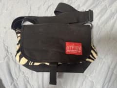 Manhattan Portage ゼブラ柄 ショルダーバッグのサムネイル