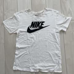 NIKE Tシャツのサムネイル