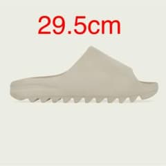時間限定値下げ！！YEEZY SLIDE PUREのサムネイル